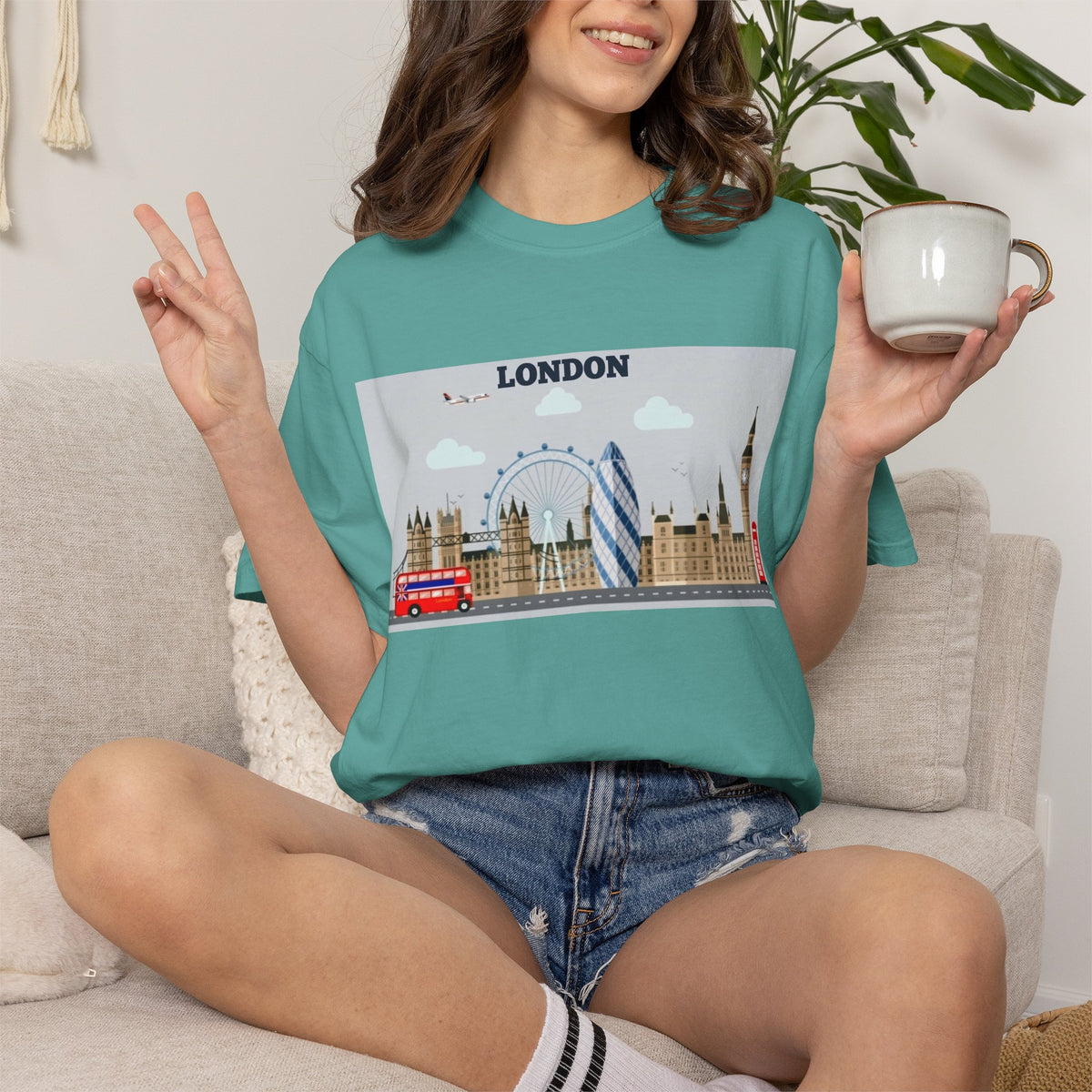 London Skyline Travel T-Shirt