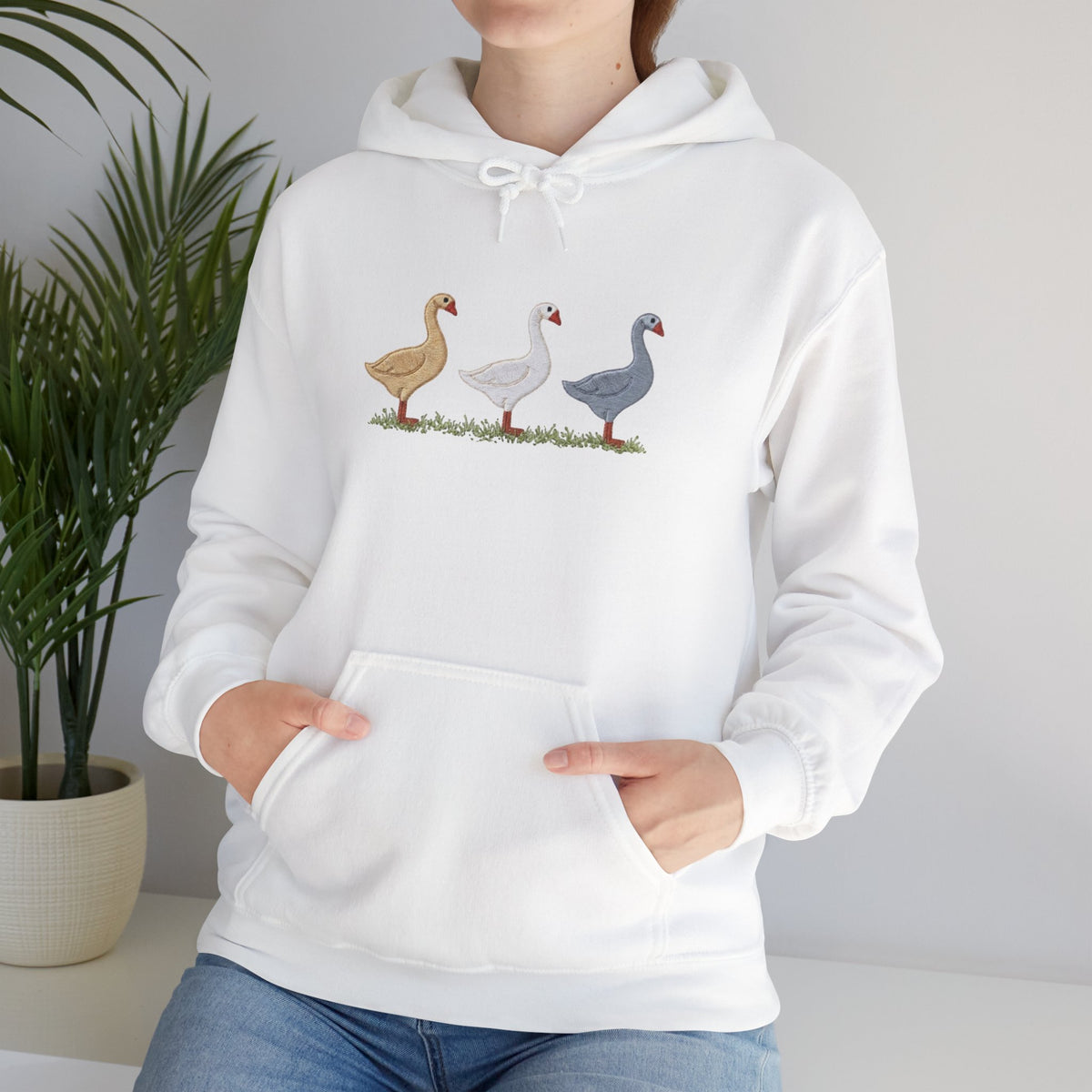 Unisex Duck Graphic Hoodie – Cozy Bird Lover Sweatshirt, Casual Pullover Hoodie