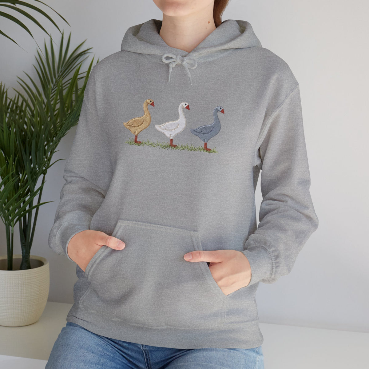 Unisex Duck Graphic Hoodie – Cozy Bird Lover Sweatshirt, Casual Pullover Hoodie
