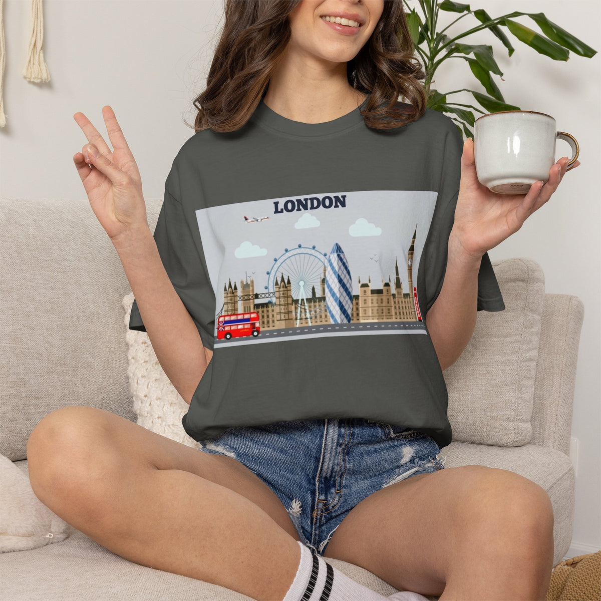 London Skyline Travel T-Shirt